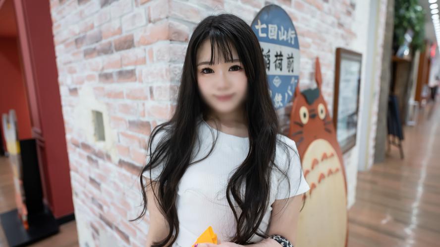 欧美裸模大尺度自拍的相关介绍