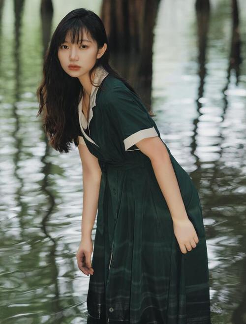 调教嗯嗯啊的相关介绍
