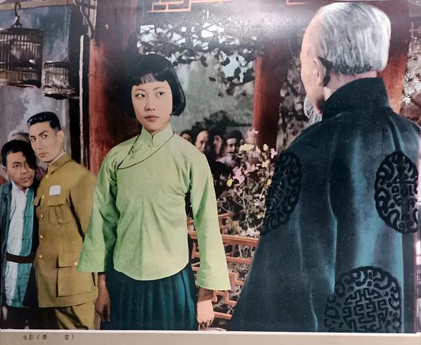 搭讪日本欲求不满人妻中出的相关介绍