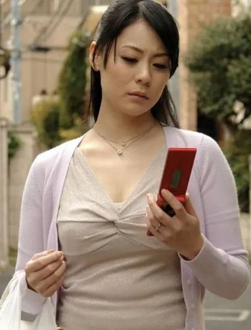 大尺度男女激情视频的相关介绍