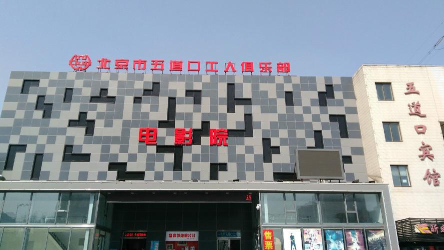亚洲少妇av一区二区三区的相关介绍