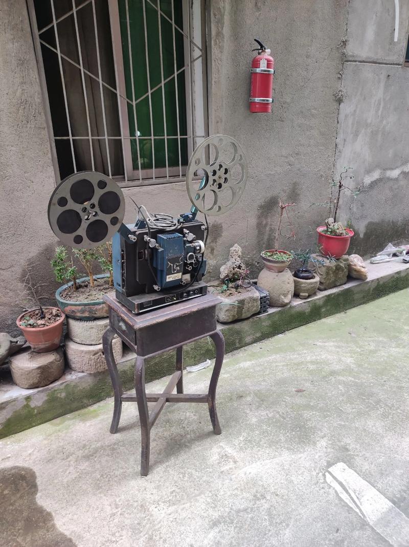 精品久久久久久综合的相关介绍