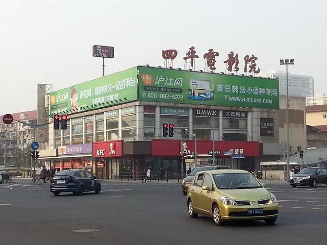 18禁视频在线看的相关介绍