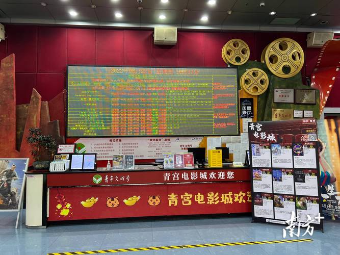 李宁超轻18女的相关介绍