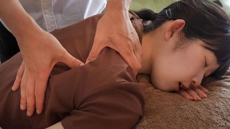 巨乳尻逼的相关介绍