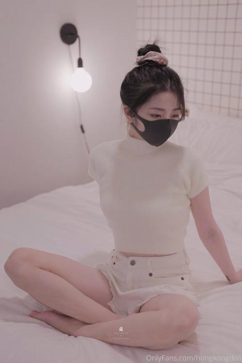 亚洲中文精品久久久久久不卡的相关介绍