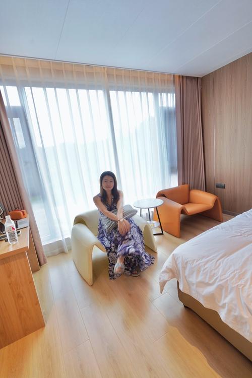 大奶少妇av的相关介绍