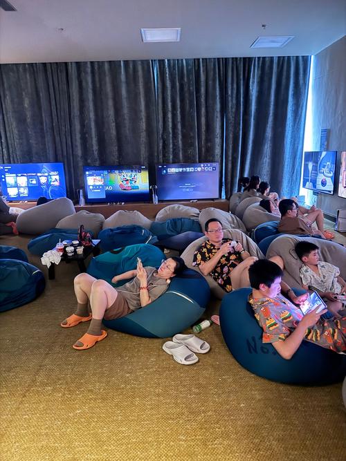 亚洲av少妇网站的相关介绍