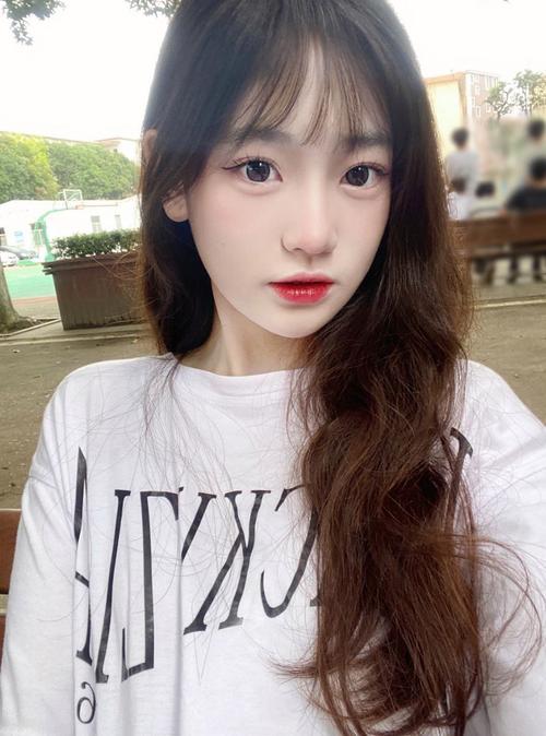 激情啪啪日韩人妻的相关介绍