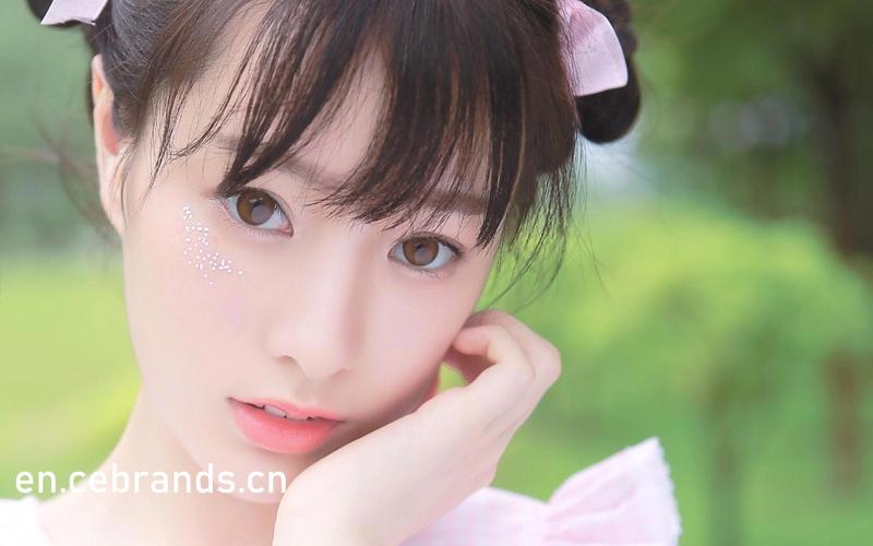 欧美裸体名模诱惑肉色的相关介绍