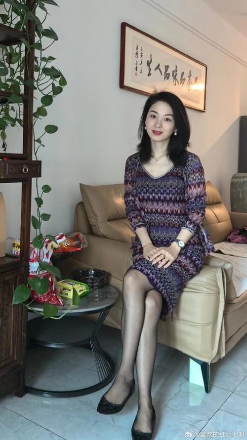 国模大尺度人体艺术摄影的相关介绍
