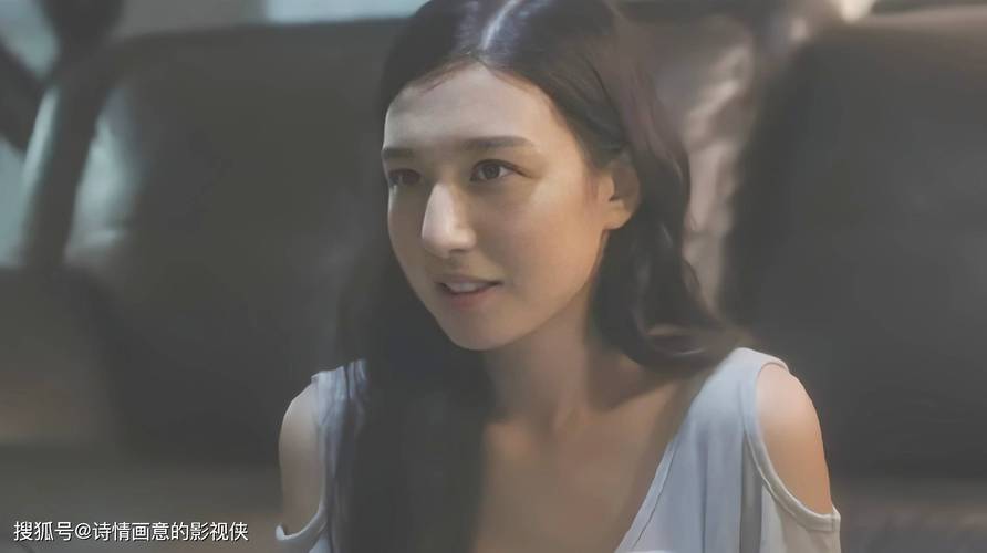 黑丝美女大尺度照片的相关介绍