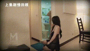 操哭小美女的相关介绍