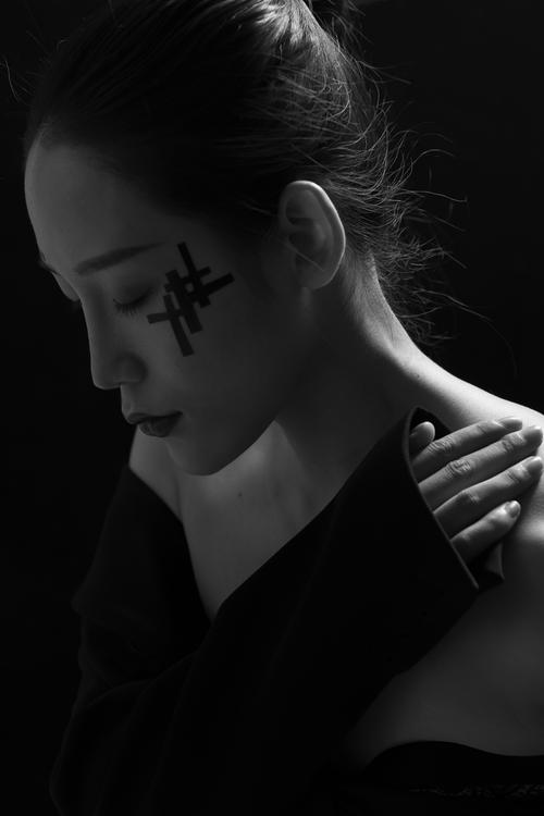 y11111人妻少妇的相关介绍