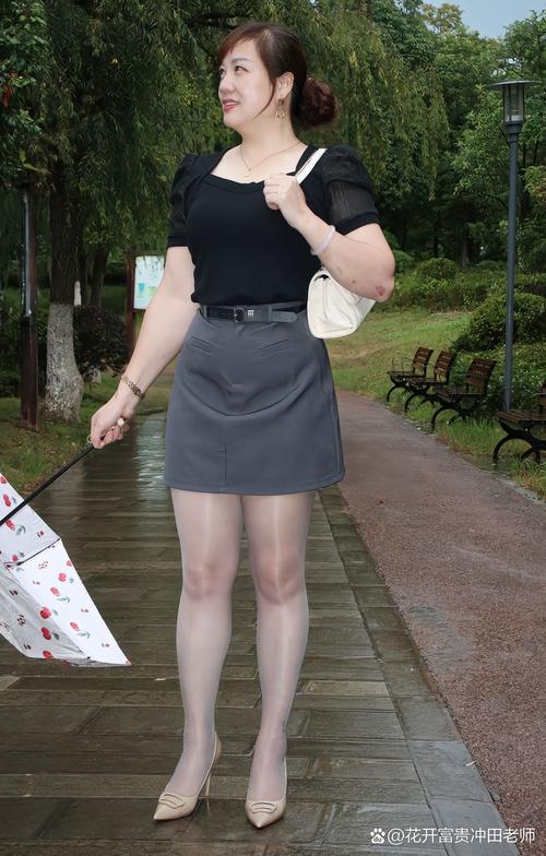 亚洲熟女少妇专区的相关介绍