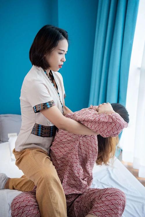 久久久久亚洲精品男人的天堂的相关介绍