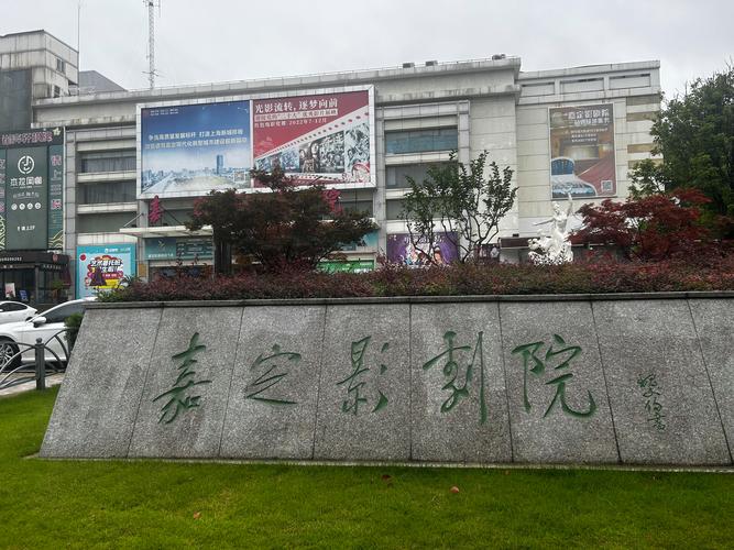 国产十八 熟妇av成人一区的相关介绍