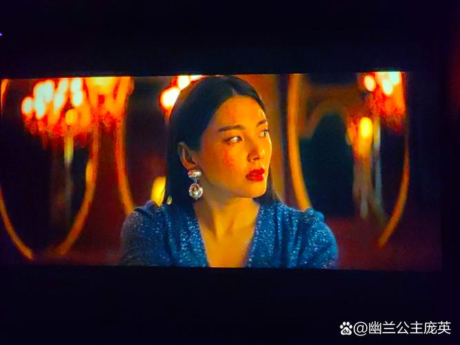 扒开人妻11p的相关介绍