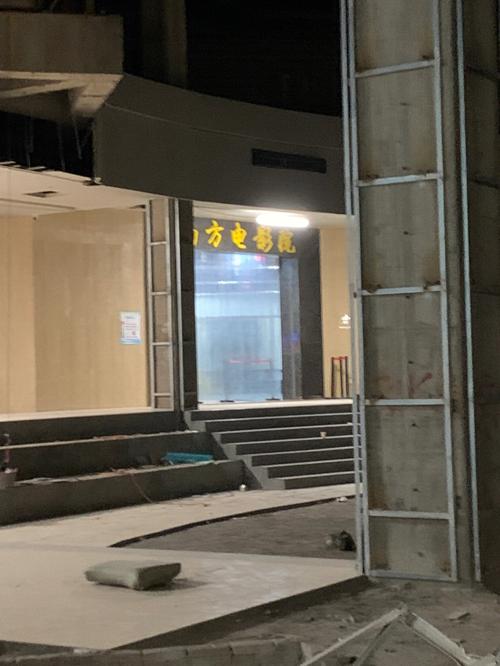 少妇人妻一区在线的相关介绍