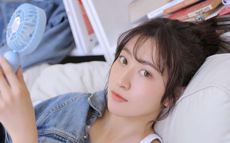 女生阴道分泌物黄色的相关介绍