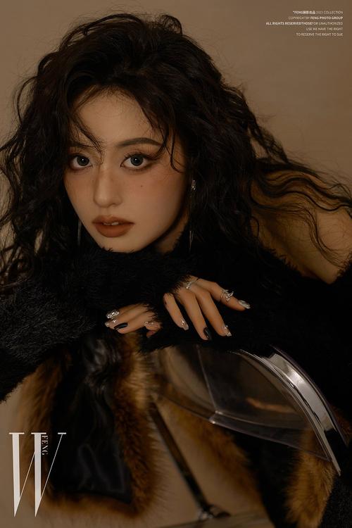 美女丝袜av一区二区三区的相关介绍